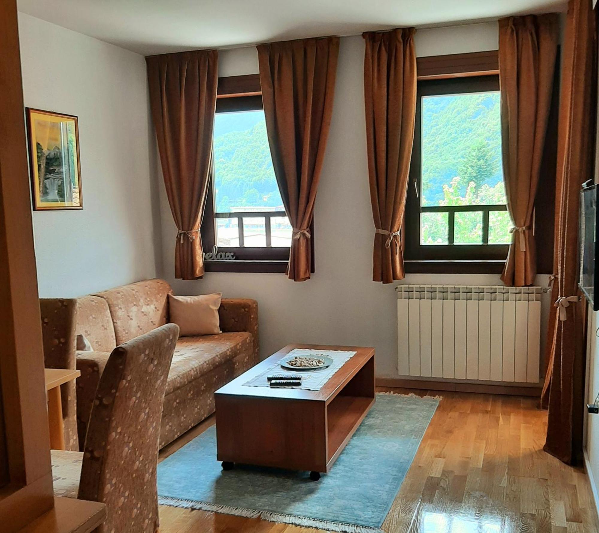 Relax Apartman Fojnica Exterior photo